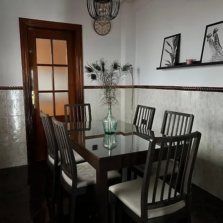 Parras House - Casa En * Torre del Campo