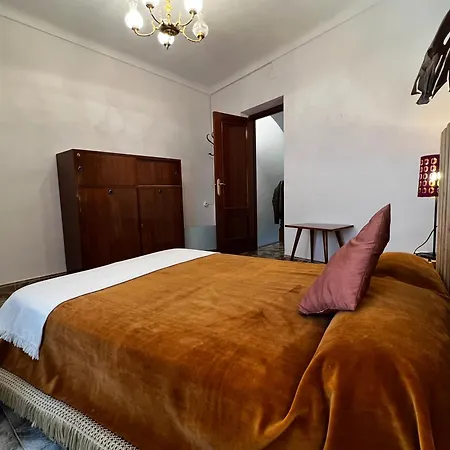 Parras House - Casa En Torre del Campo